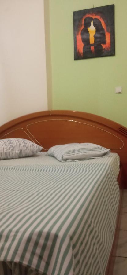 Evi'S Apartment Nafpaktos Ngoại thất bức ảnh